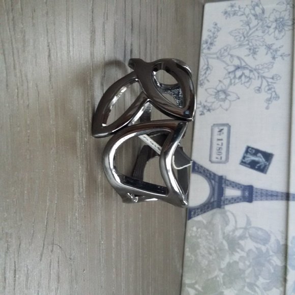 Express Bangle Bracelet - Picture 3 of 3